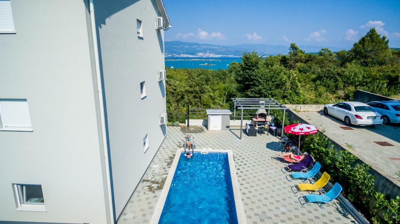 Apartments Ibis Čižići Buitenkant foto